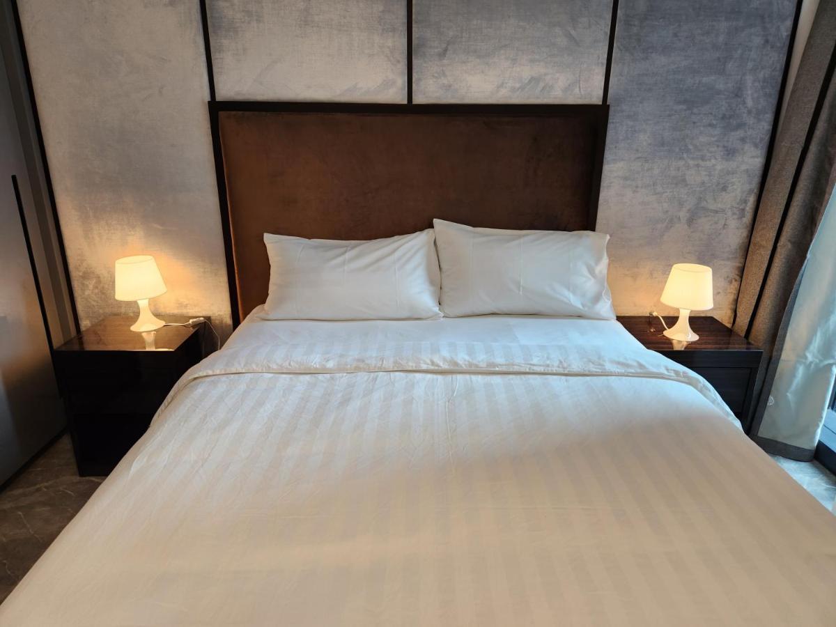 The Platinum 2 Klcc Premium By Reluxe *