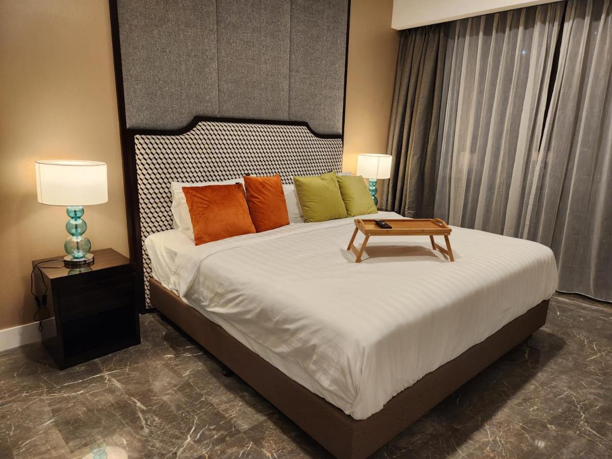 The Platinum 2 Klcc Premium By Reluxe Apartment *