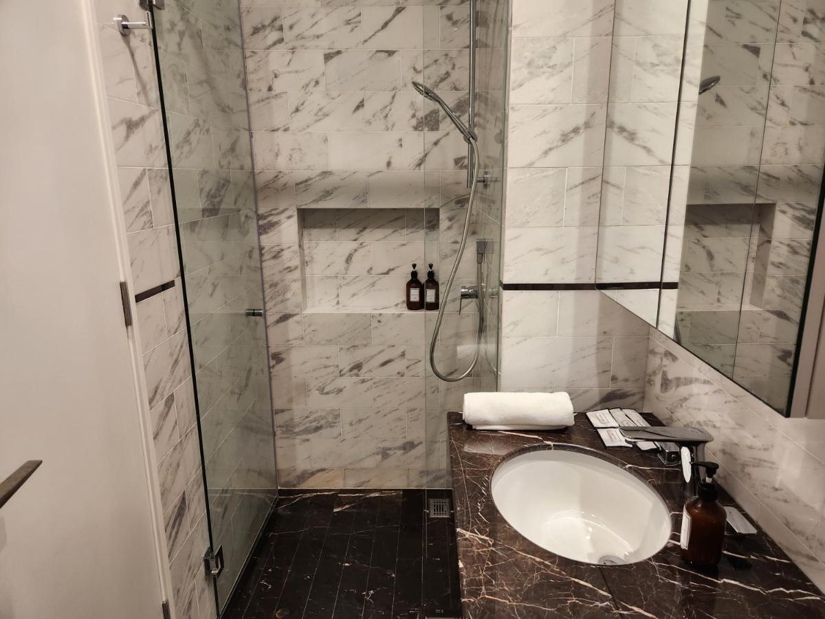 The Platinum 2 Klcc Premium By Reluxe