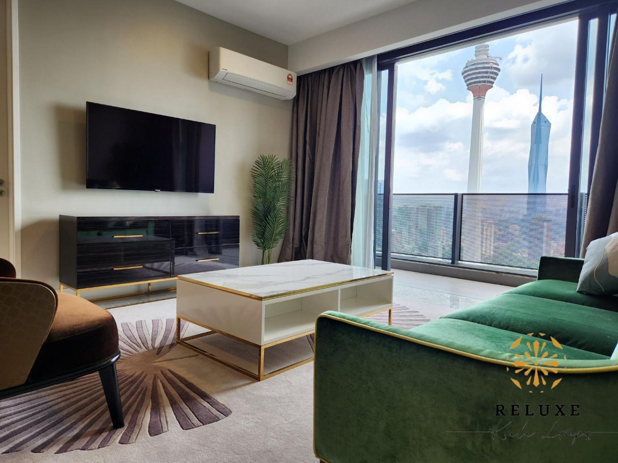 The Platinum 2 Klcc Premium By Reluxe